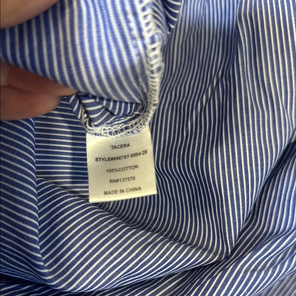EUC Tacera Blue and White Striped 100% Cotton Button Down Blouse w/Fancy Cuffs - Picture 7 of 8